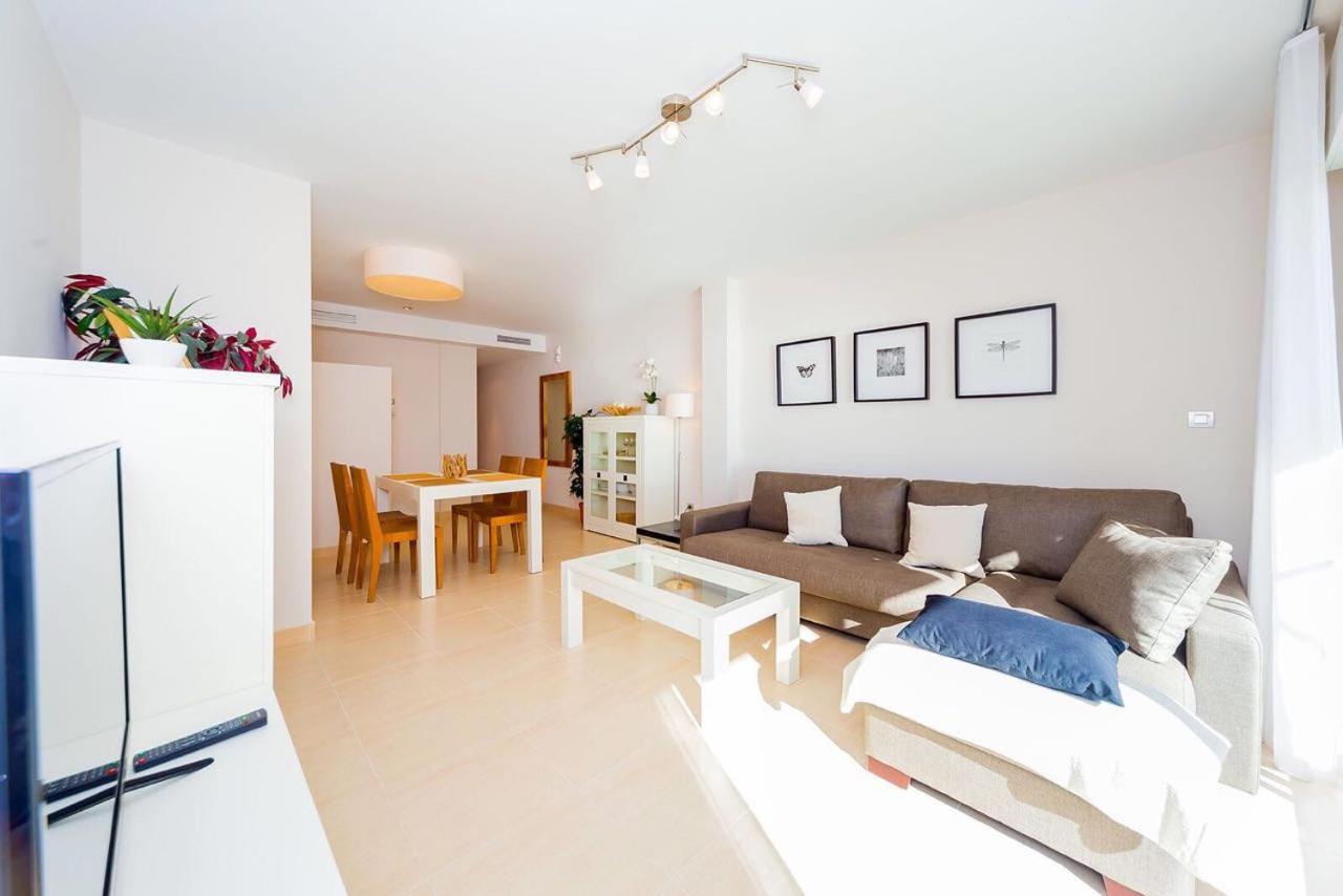 Шикарная Квартира На Первой Линии -Luxury Apartment On The First Line Sea Torrevieja Eksteriør billede