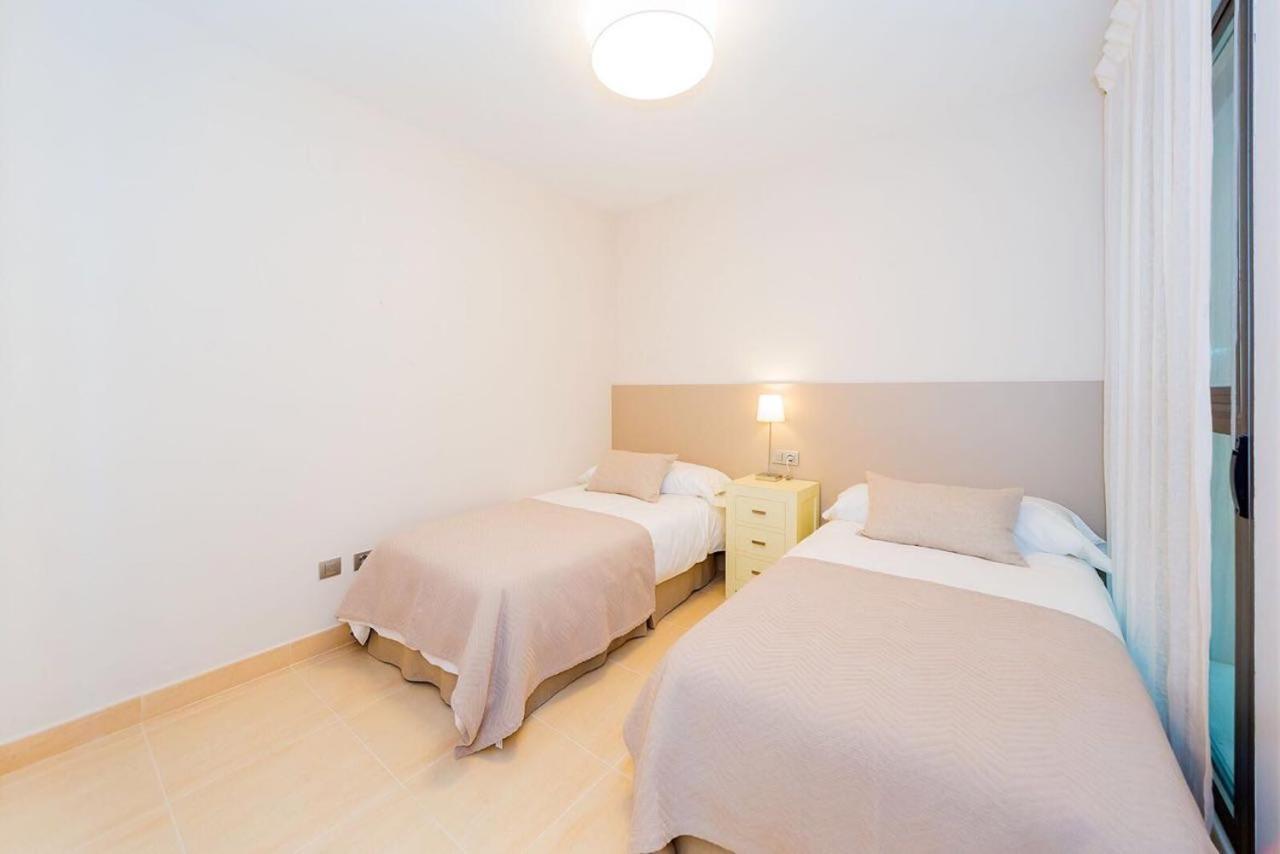 Шикарная Квартира На Первой Линии -Luxury Apartment On The First Line Sea Torrevieja Eksteriør billede
